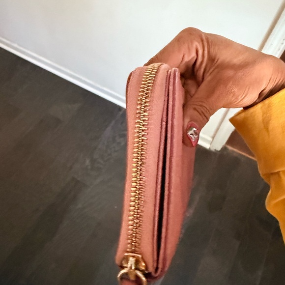 MCM Pink Leather Women's Wallet - Picture 3 of 9